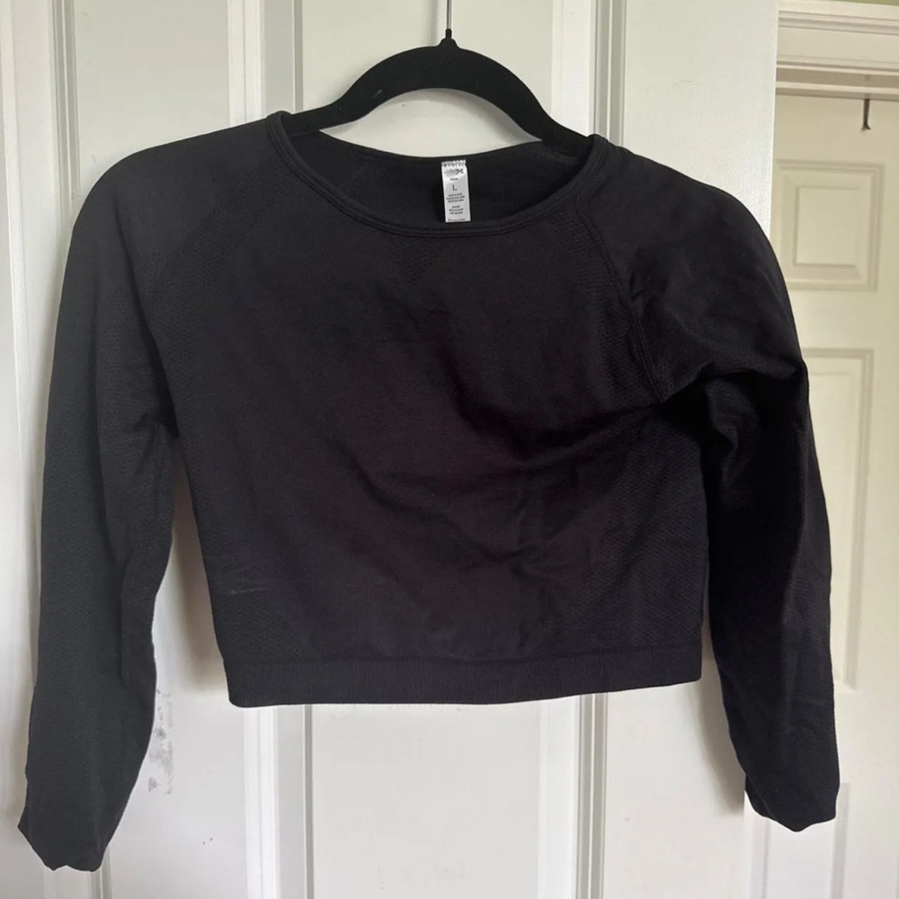 Gymshark Black Long Sleeve Crop Top